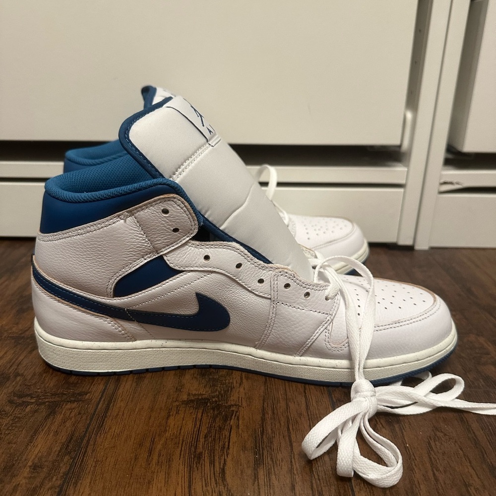 Jordan 1 Mid Industrial Blue NWT